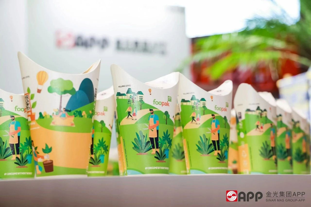 武漢展臺設(shè)計搭建公司領(lǐng)你看最具有創(chuàng)意00家企業(yè)展臺的2023進博會（金光集團展臺）3